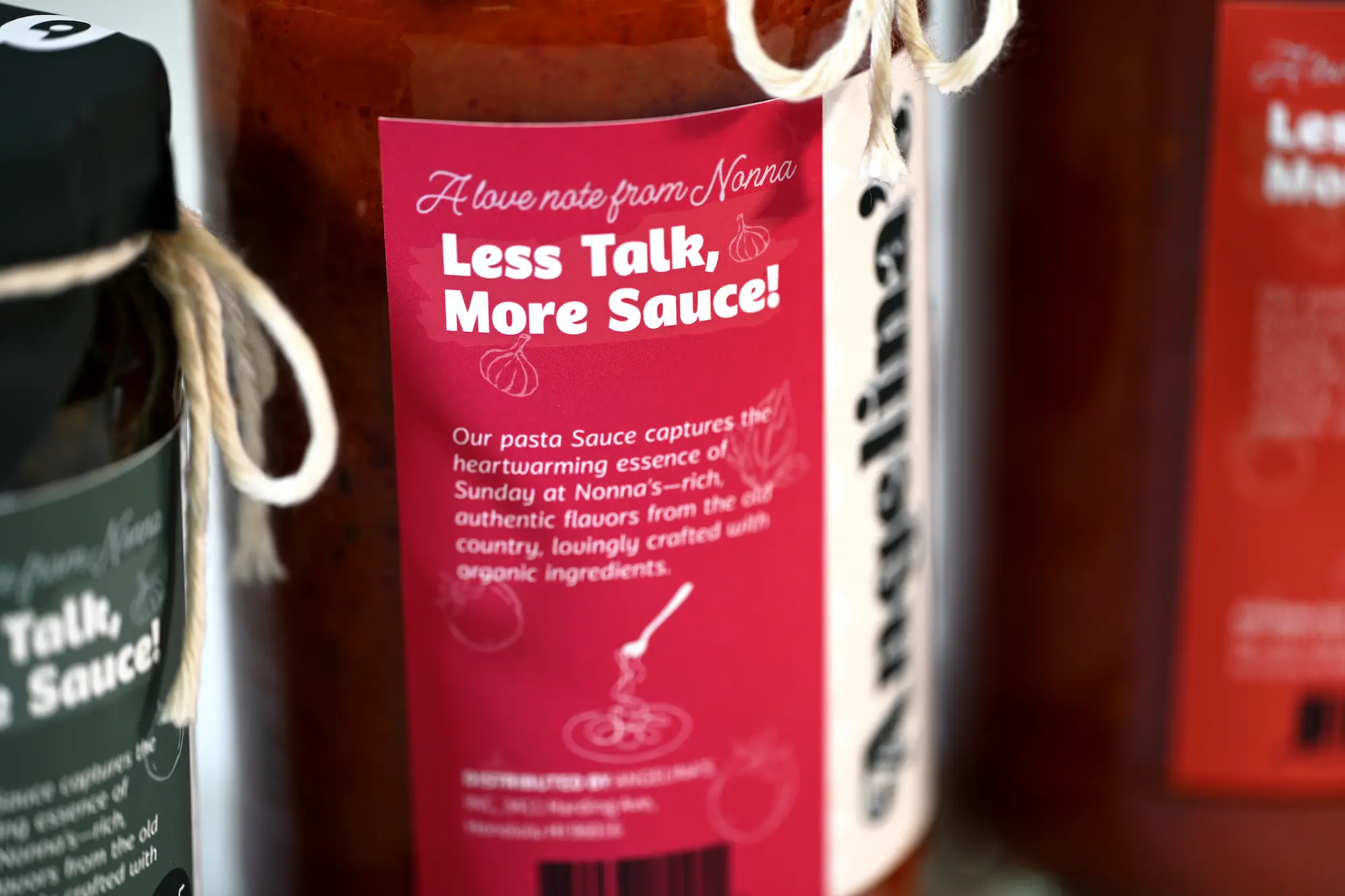 the back of angelinas sauce jars